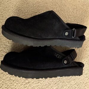 Uggs clog black size 10